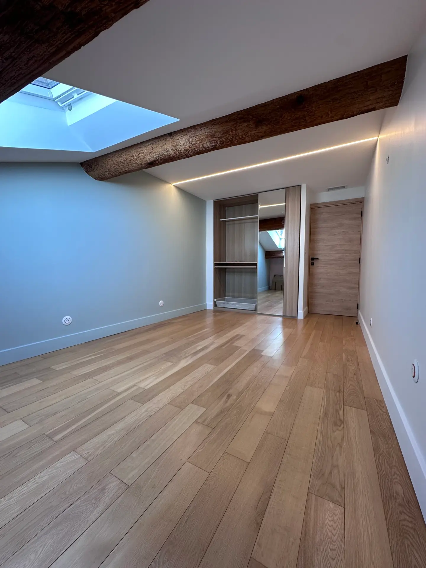 Rénovation intérieure parquet et placo CMV Concept